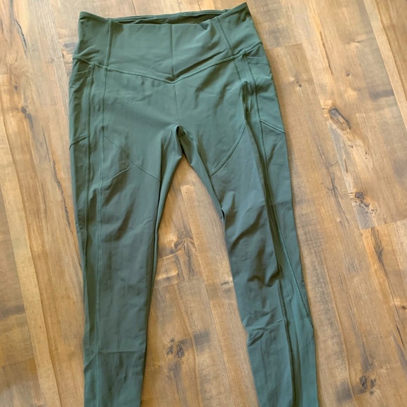 All the right places lululemon leggings. - Picture 1 of 3